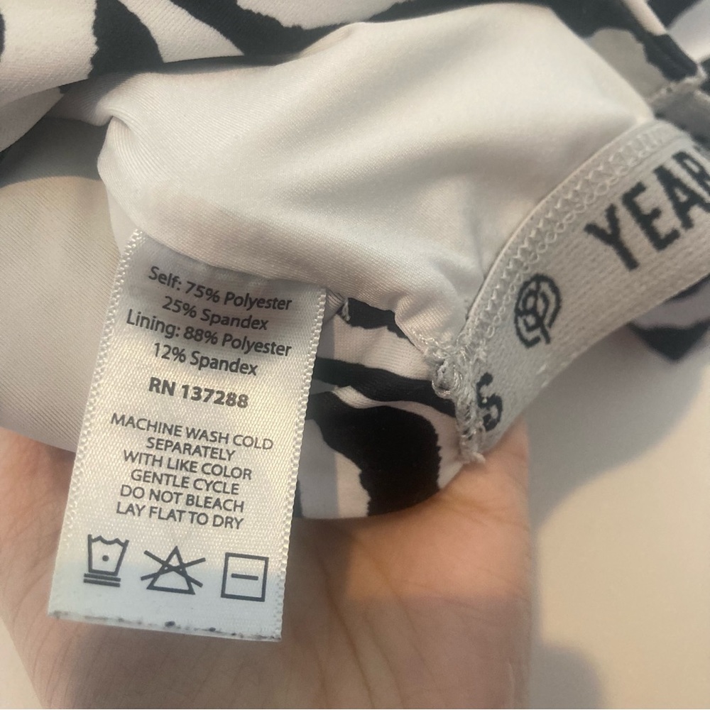 Sports Bra - Picture 6 of 8
